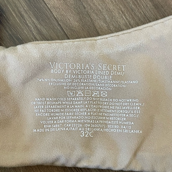 VS Body by Victoria Convertible Strap Demo Bra 32C - Picture 3 of 5